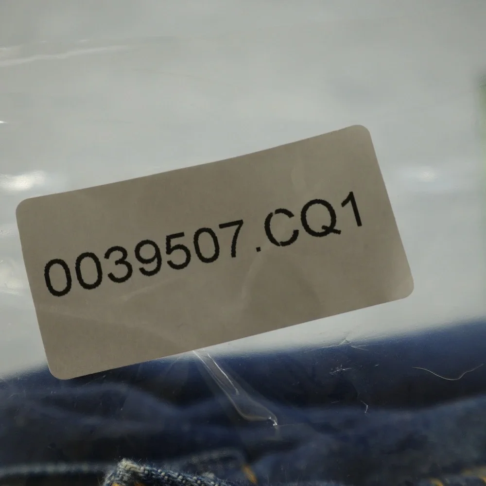 Vintage Levi's 501 Jeans Mens 34x36 Blue Straight Leg Button Fly Dark Wash Denim